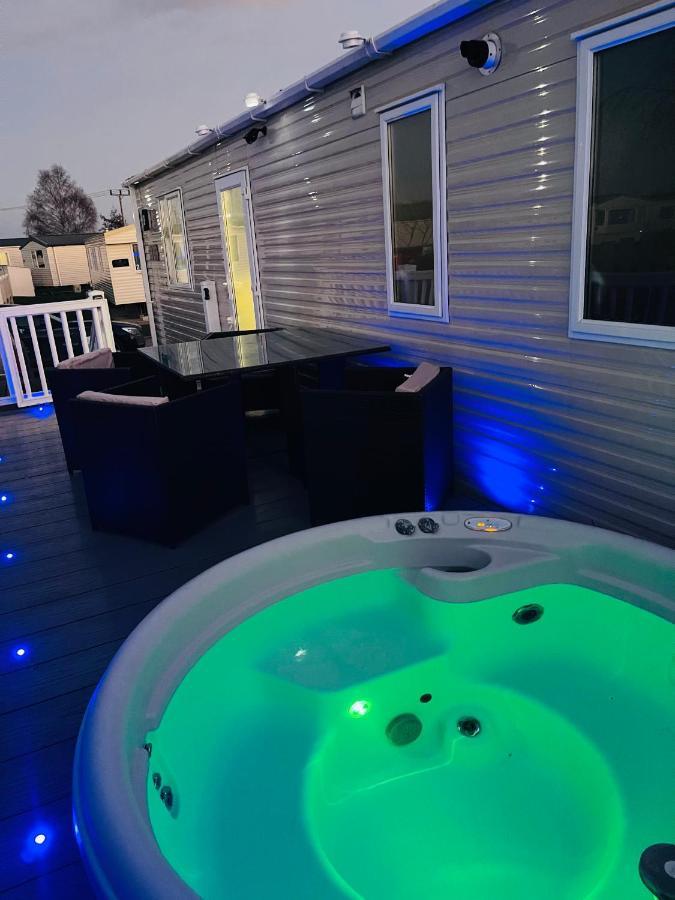 Hotel The Sunflower Luxury Caravan At Tattersall Lakes Tattershall Exteriér fotografie